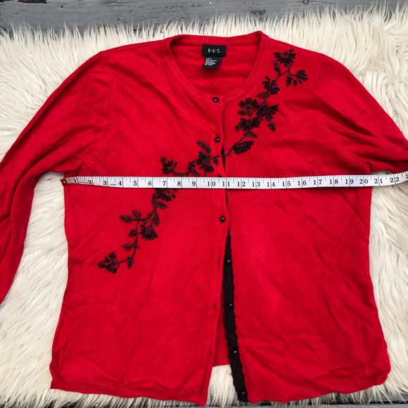 R.Q.T Embroidered Beaded Bright Red Buttoned Knit Cardigan Sweater size L - Picture 9 of 10